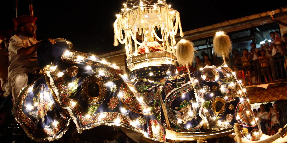 Esala Perahera festival